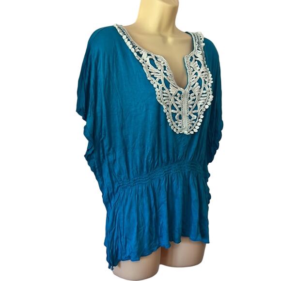 AGB Size S Peacock Blue Knit Top with White Lace Appliqué Elastic Waist - Picture 2 of 11